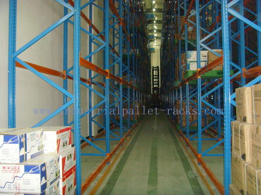 comprar Racking muito estreito personalizado do corredor, sistemas do racking do armazém do espaço da operação Fabricação em linha